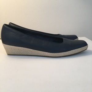 Easy Spirit Navy Leather Espadrilles Sz 9N